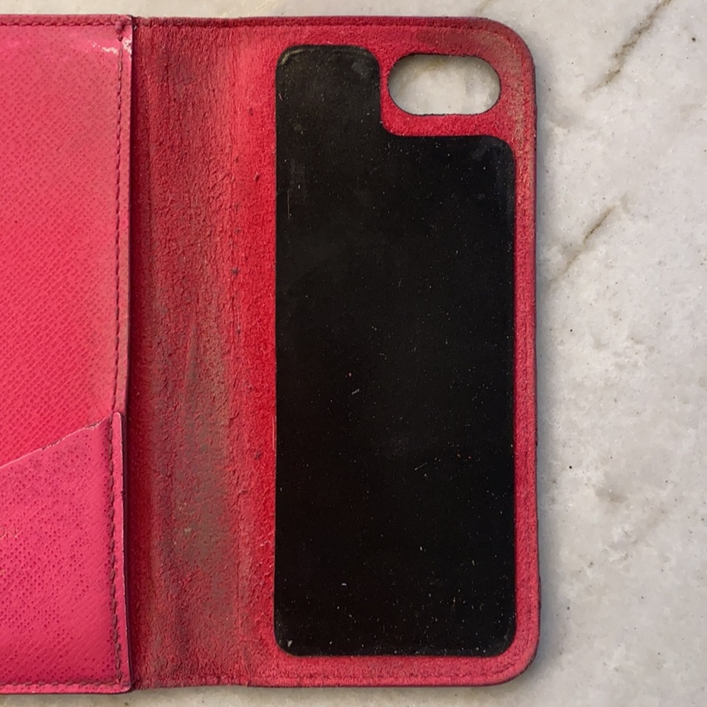 Louis Vuitton iPhone folio for iPhone 7/8 (not pro) - Picture 4 of 6